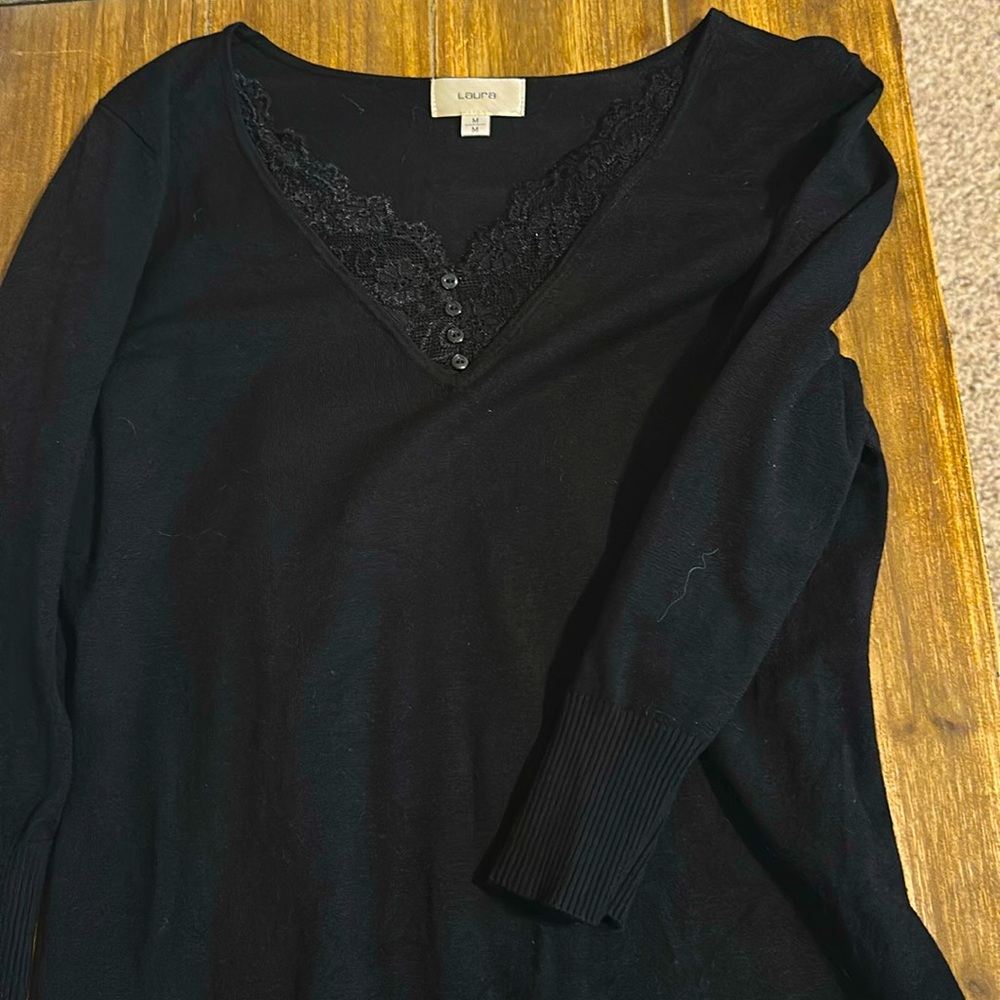 Laura medium petite sweater